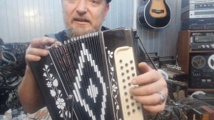 гармонь.... Как усложнить и украсить игру левой рукой!