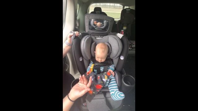 Evenflo Revolve360 car seat review - not sponsored смотреть онлайн