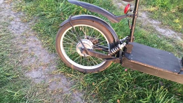 Обзор моего самоката спустя 2000 км. смотреть онлайн