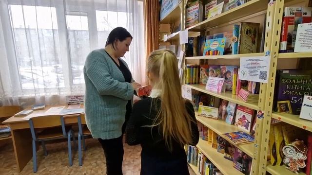 Экскурсия по детскому отделу библиотеки - филиала №1 "Давайте знакомиться" смотреть онлайн
