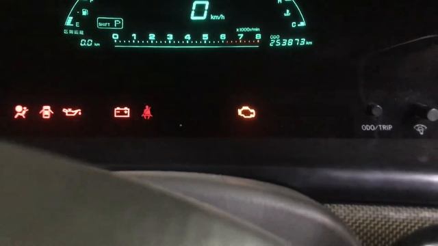 TOYOTA MARK2, Cresta, CHASER 1JZGE не заводиться , нет искры и свечи сухие ,чек горит тускло .