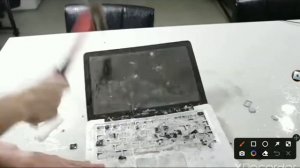 Как поченить ноутбук на который налилась вода- How to fix a water damaged a laptor?