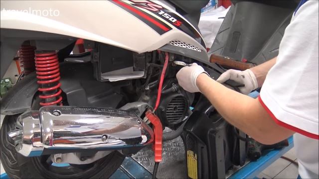 Battery Sym 150cc scooter смотреть онлайн
