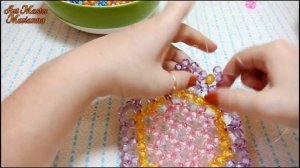 1/2 Ваза для фруктов на ножке из бусин - мастер-класс