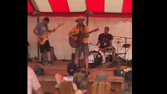 Mr J and the Groovy Gang @ Hillside Summer Festival 2022 смотреть онлайн