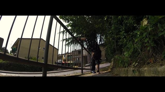 Alone In The World 2: Around The Sun - Parkour & Freerunning Travel смотреть онлайн