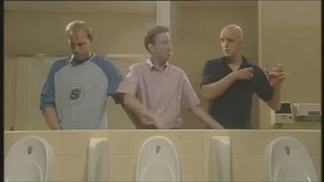 Jim Tavaré in the 'Toilet Sketch' from original UK series 'The Sketch Show' смотреть онлайн
