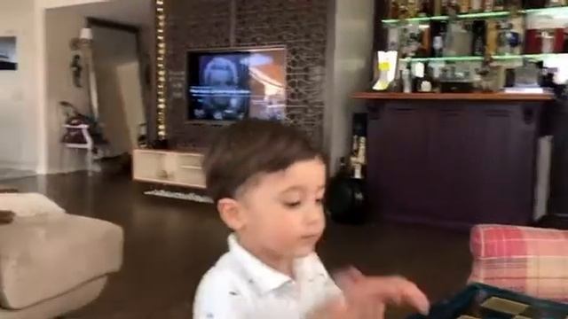 Шаланды полные кефали. Эйтан Ким смотреть онлайн