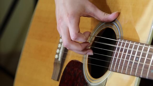 Развитие техники пальцев правой руки смотреть онлайн