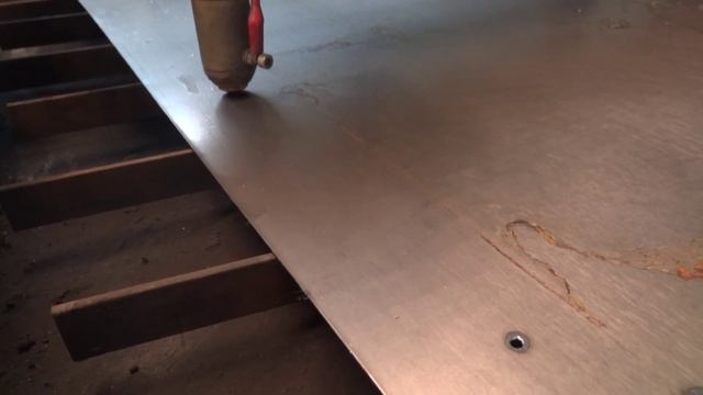 Раскрой тонкого листового металла в размер смотреть онлайн