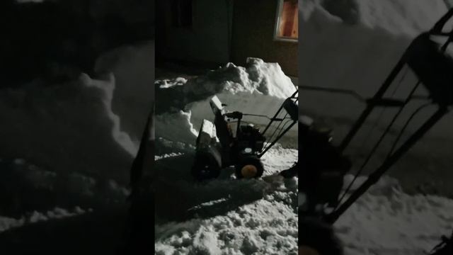 Снегоуборщик Чемпион ST 655 в деле. смотреть онлайн