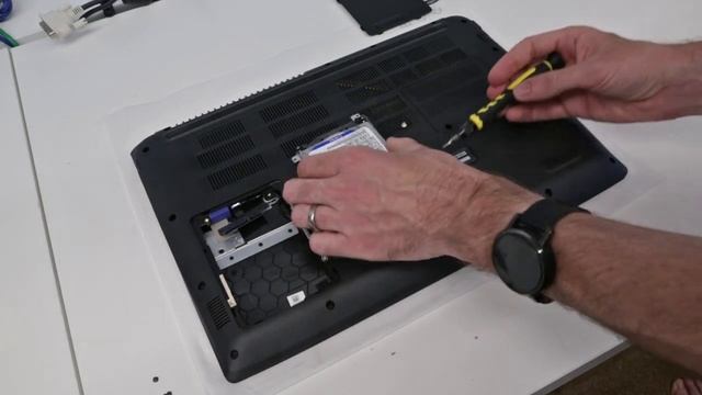 Acer Aspire 3 A315-41G RAM and HDD/SSD Upgrade guide смотреть онлайн