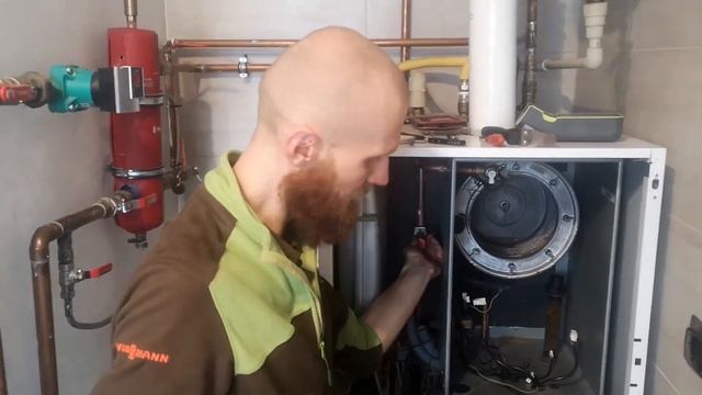 Viessmann VITODENS 222-F - cały PRZEGLĄD kotła смотреть онлайн
