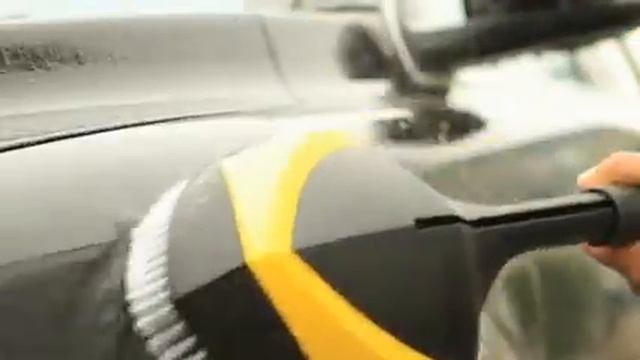 Очистка автомобиля с помощью минимойки Karcher смотреть онлайн
