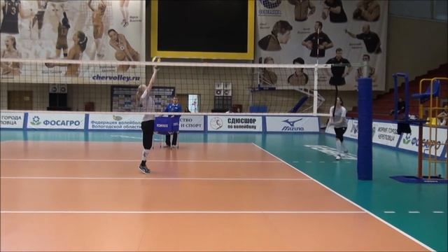 Соревнования по амплуа у игроков команд первой лиги смотреть онлайн