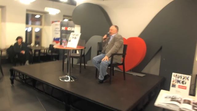 Виктор Чижиков в книжном магазине «Москва» на Воздвиженке! смотреть онлайн