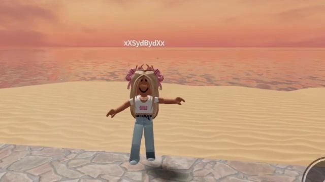 11 Aesthetic Soft Girl Outfit Ideas + Merch!! | Roblox