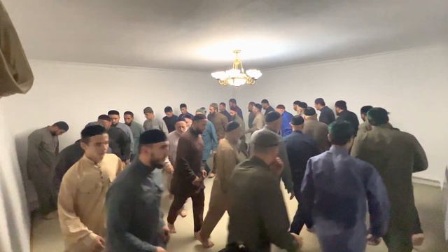 Зикр у Яндиева Хьусена , инарки смотреть онлайн