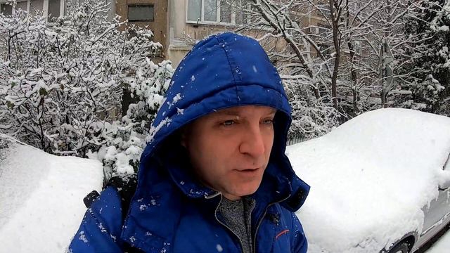 ЧЕРЕЗВЫЧАЙНАЯ СИТУАЦИЯ в Ялте. Снегопад УСИЛИВАЕТСЯ смотреть онлайн