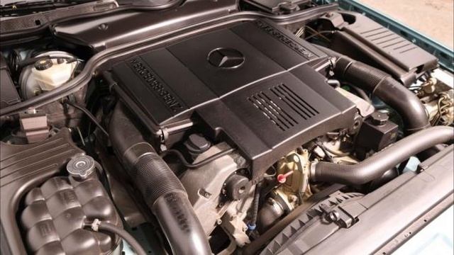 【メルセデス・ベンツ SL320 R129】名車紹介の撮影中まさかのアクシデント❗❗❗ смотреть онлайн