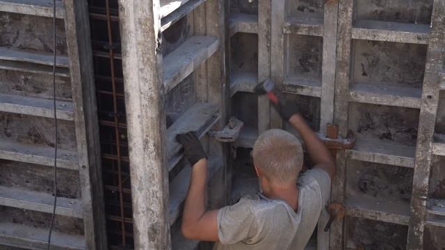 СТРОИМ ДОМ ТОРЕТТО Монолит - ОПАЛУБКА и ЗАЛИВКА СТЕН смотреть онлайн