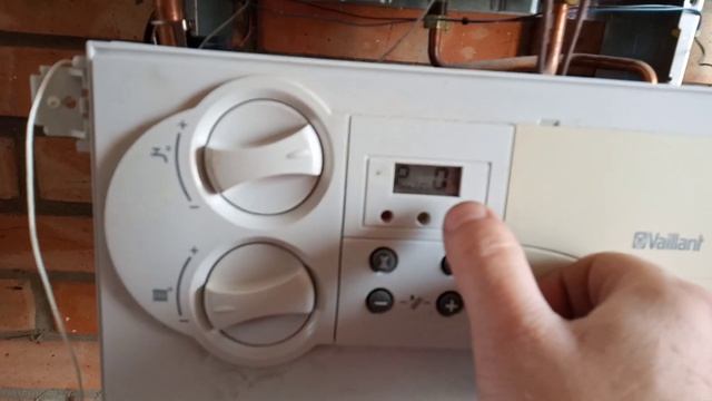 Как развоздушить котел Vaillant смотреть онлайн