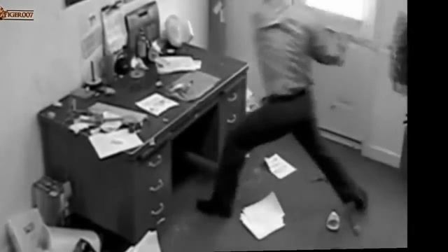 Словил Cтресс на работе)))