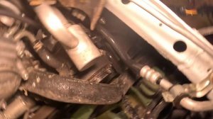 Пайка алюминиевой трубки кондиционера в машине Infiniti.