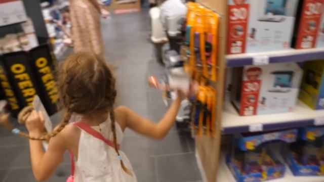 VLOG Весь День Рождения покупаем всё что захочет Катя смотреть онлайн