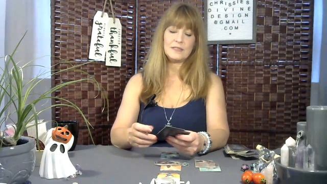 Collective tarot reading October 2022 - Spirit has a message смотреть онлайн