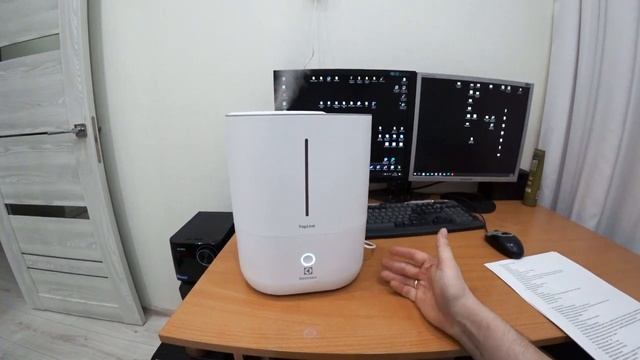Electrolux EHU 5015D Увлажнитель воздуха. Практичный и стильный выбор. смотреть онлайн