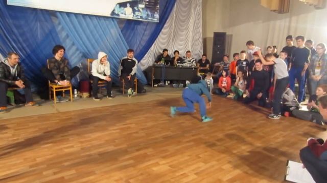 vs Гайка & Соня (Comix zone Каменск) vs Джеф & Меченый (Chelle people Батайск) - CHELLE PEOPLE 8 смотреть онлайн