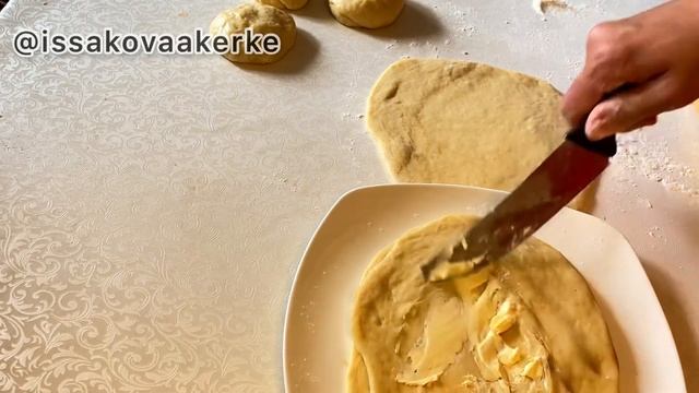 Ауызда еритін қатпарлы КРУАССАНДАР. Ең оңай рецепт смотреть онлайн