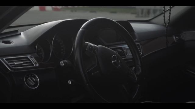 Mercedes E-Class W212 / Car Music Video смотреть онлайн