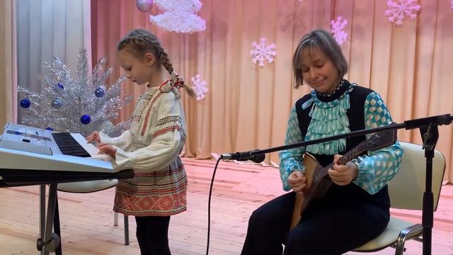 Евгения Пилант, 1-Г класс. Русская народная песня «Заиграй-ка, балалайка» смотреть онлайн