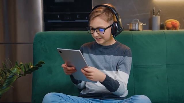 How to Set the True Tone of iPad Pro 2022 Liquid Retina XDR Display смотреть онлайн