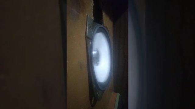 Басс тест динамика 5ватт 2ом смотреть онлайн