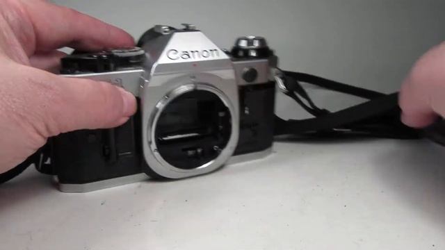 Canon AE-1 Program 35mm Film SLR Camera with 50mm Lens смотреть онлайн
