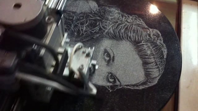 Алмазная гравировка портретов смотреть онлайн