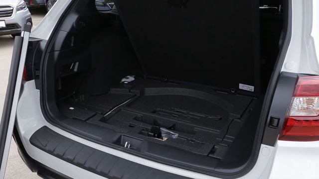 How to stow the Cargo Compartment Cover on a 2018 Subaru Outback смотреть онлайн