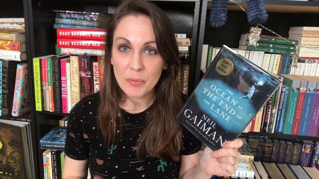 Guess My Favorite Books! | 2019 | Kendra Winchester смотреть онлайн