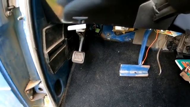 1973 D100 Dodge Club Cab – Dash harness swap-out (part 2) Complete смотреть онлайн