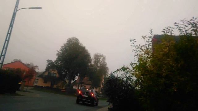 ЖИЛЬЕ ДЛЯ БЕЖЕНЦЕВ В ГЕРМАНИИ из Украины. Беженец в Германии Баварии из Украины гуляет в Реккендорф смотреть онлайн
