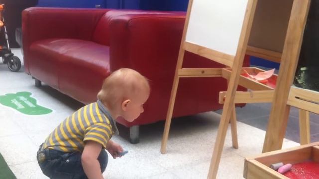 Рисуем мелком в Икее смотреть онлайн