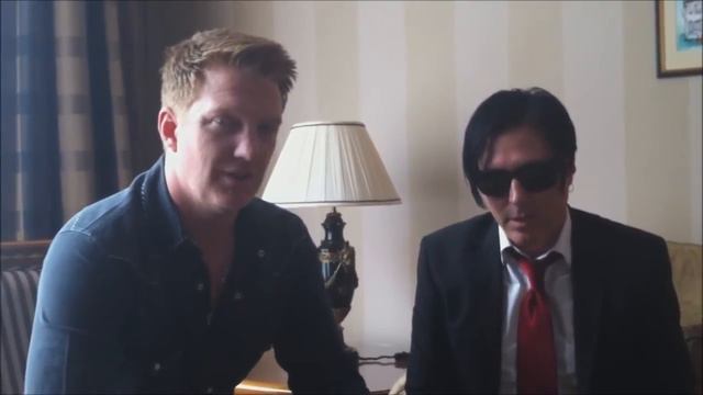VISIONS 250 - Josh Homme und Troy Van Leeuwen (Queens Of The Stone Age) gratulieren смотреть онлайн