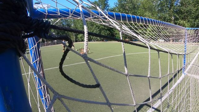 И ЭТО ФУТБОЛЬНЫЙ ТРЕНАЖЕР ДЛЯ УДАРОВ?! смотреть онлайн