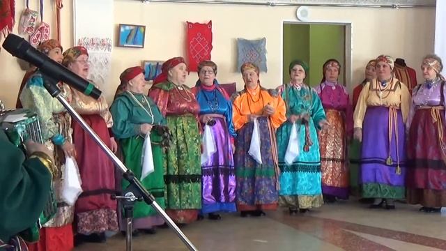 Коллектив Ладушки с коми-танцем. смотреть онлайн