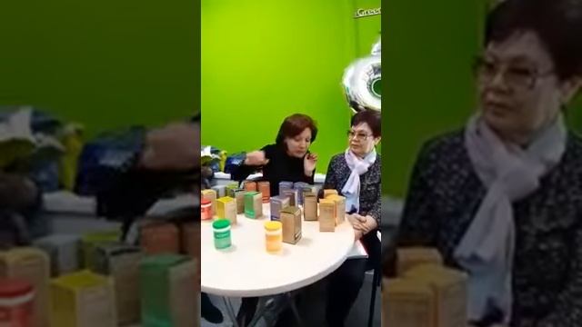 Снять отеки (подагрические) Уролюкс+Ункария плюс. Ревитал,Гринвей Сидорова Лариса смотреть онлайн