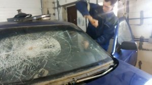 Замена лобового стекла ваз 2112 своими руками