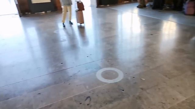 МАРСЕЛЬ - ВОКЗАЛ УТОПАЕТ В МУСОРЕ - ЗАБАСТОВКА - ЭТО ФРАНЦИЯ смотреть онлайн